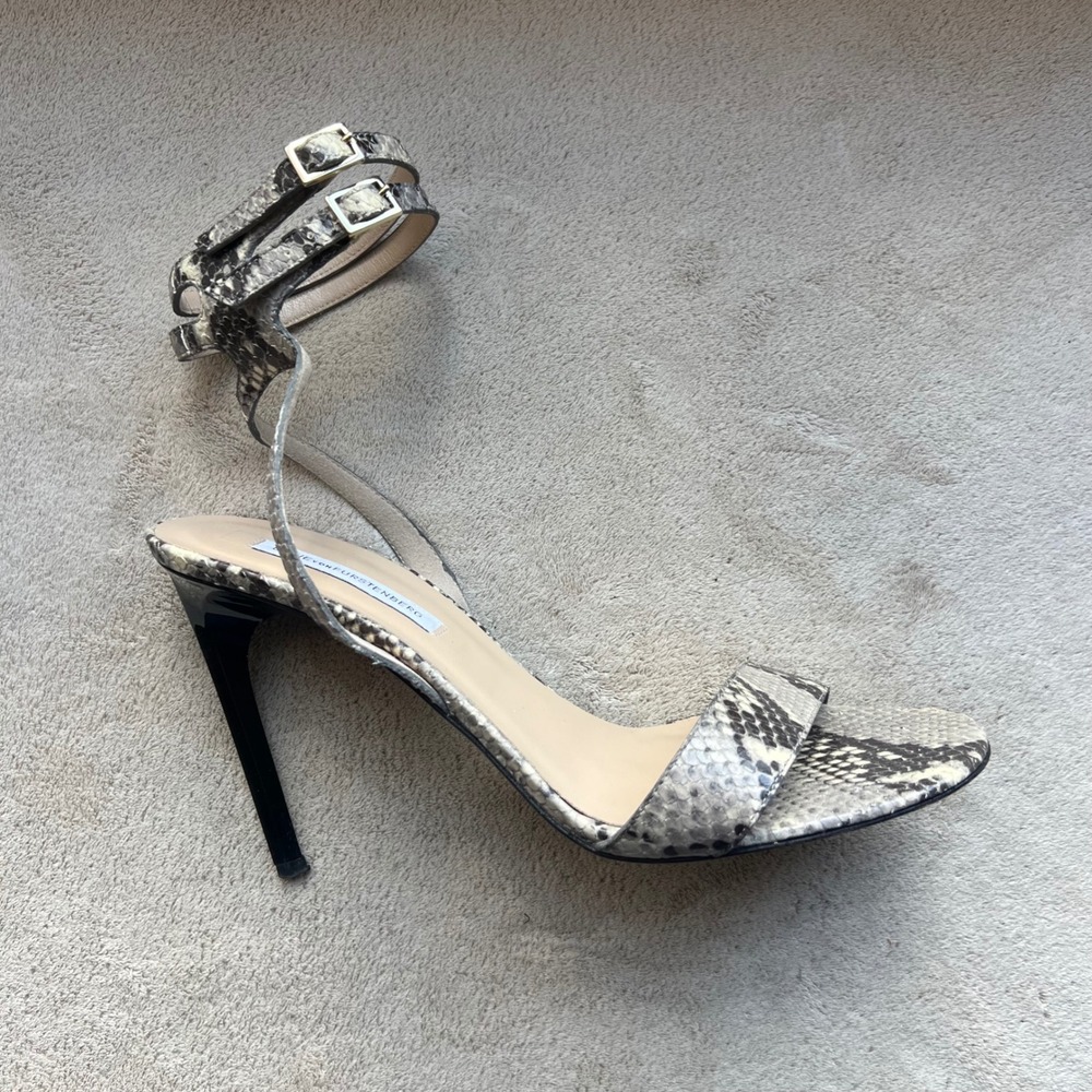 Diane von Furstenberg Women 10B Snakeskin Double Ankle Strap‎ Stiletto Sandals